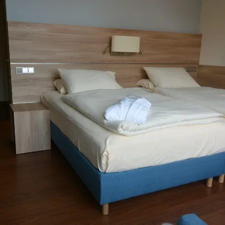 Kastanienhof 4*