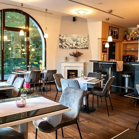 Hotel Kastanienhof 4*