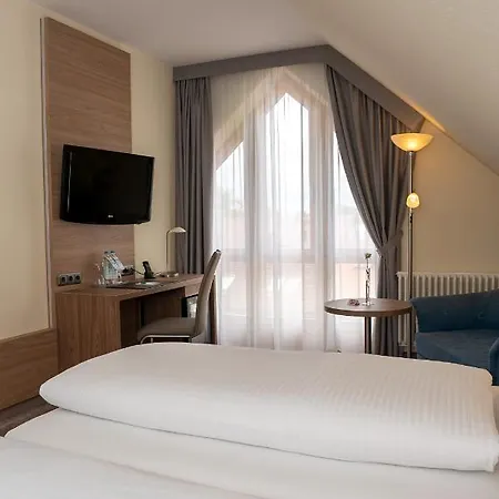 Hotel Kastanienhof Erding