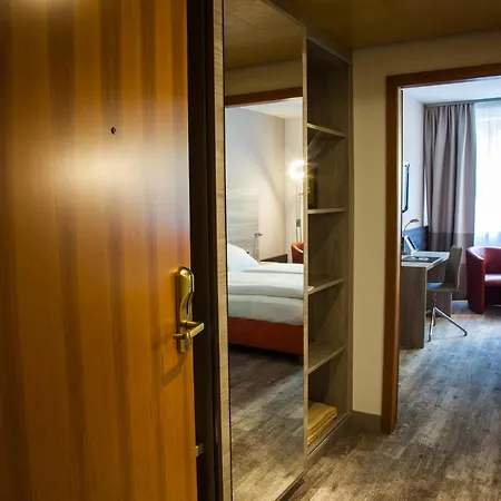 Kastanienhof Hotel 4*