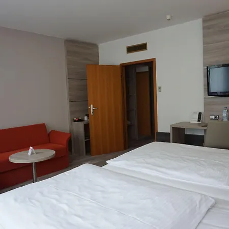 Hotel Kastanienhof Erding