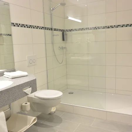 Kastanienhof 4*