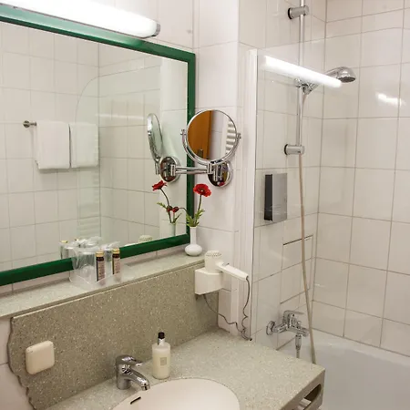 Отель Kastanienhof 4*
