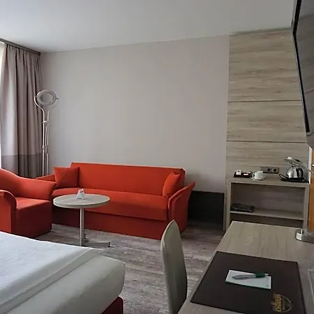 Kastanienhof Hotel 4*
