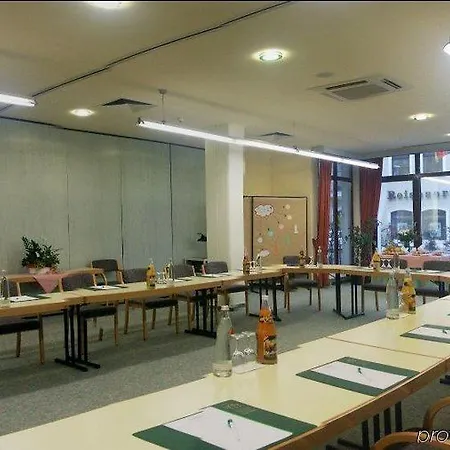 卡斯塔尼恩酒店 酒店 埃尔丁
