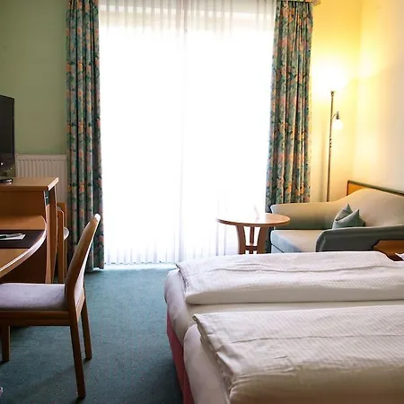 Hotel Kastanienhof Erding
