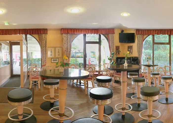 Kastanienhof Hotel 4*
